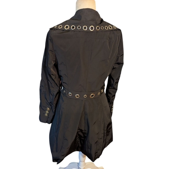 Black Trenchcoat Silver Rivets, Buttons Belted  Chic Sex In The City Vibe Sz M - Picture 3 of 9